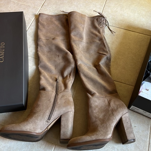 BNIB VINCE CAMUTO OTK BOOTS SIZE 8.5 - Picture 3 of 5